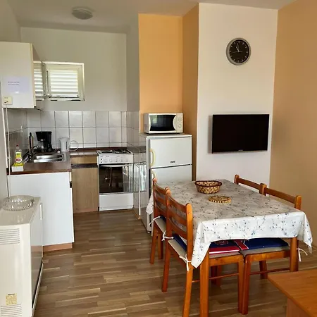Maya Sabunike * Privlaka (Zadar)